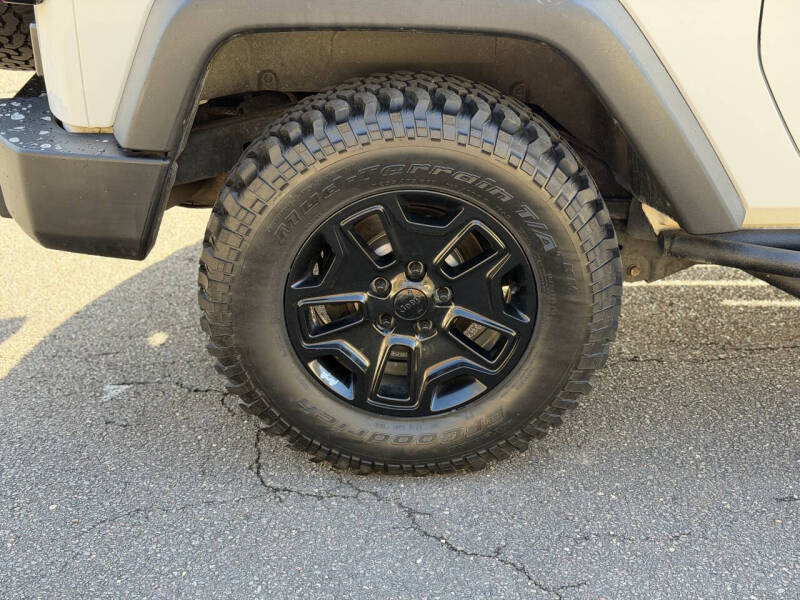 2017 Jeep Wrangler Willys Wheeler W