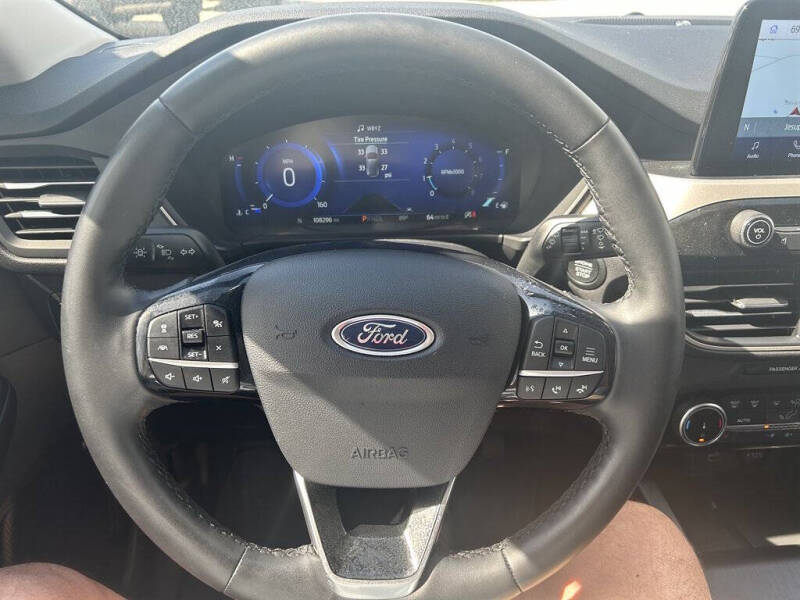 2022 Ford Escape SEL