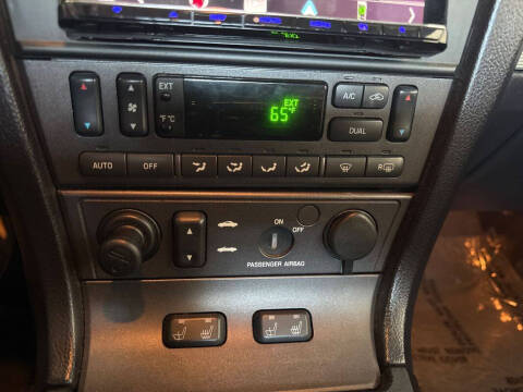 2004 Ford Thunderbird Deluxe