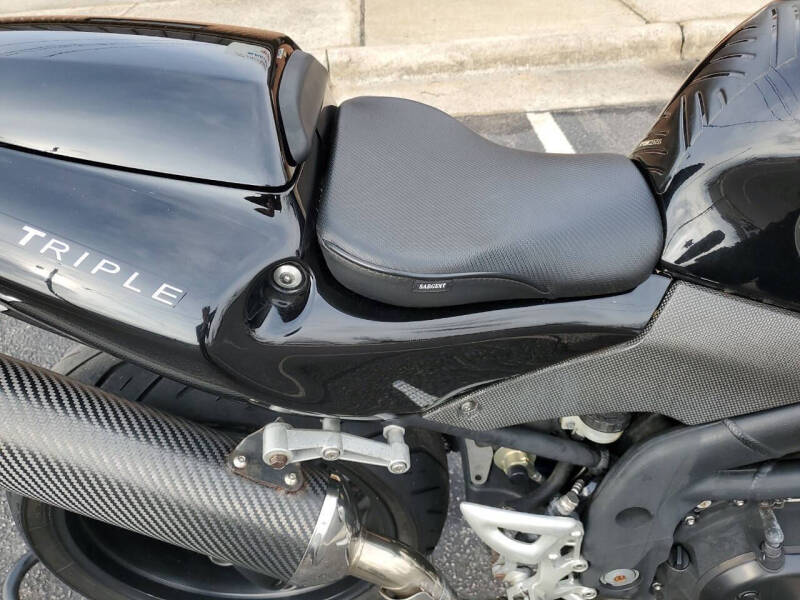 2004 Triumph Speed Triple