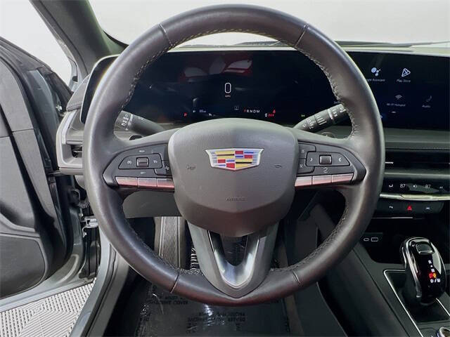 2024 Cadillac XT4 Premium Luxury