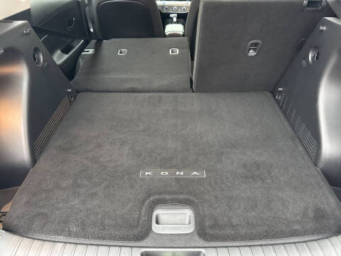 2025 Hyundai Kona SE