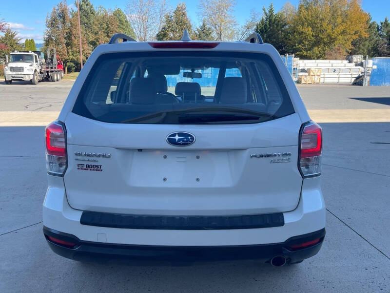 2017 Subaru Forester 2.5i