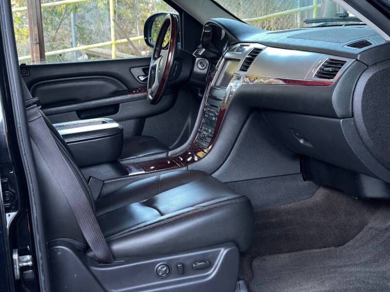 2014 Cadillac Escalade Premium