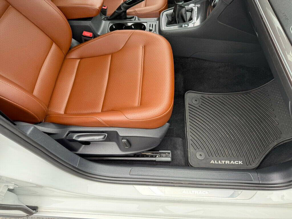 2018 Volkswagen Golf Alltrack 49