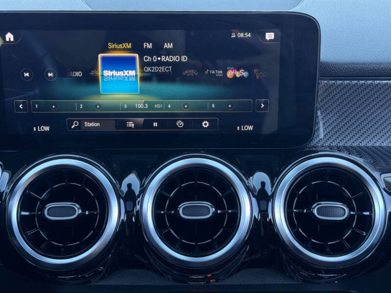 2022 Mercedes-Benz GLB GLB 250