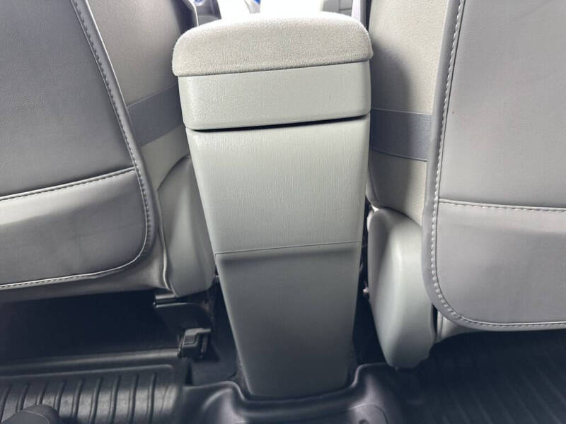 2013 Toyota Prius One