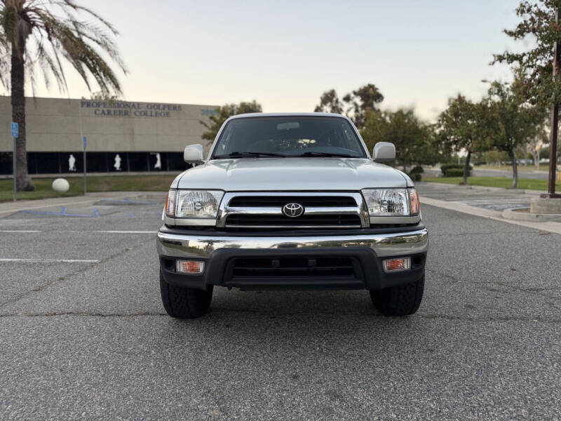 2000 Toyota 4Runner SR5