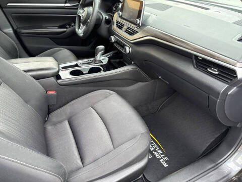 2023 Nissan Altima 2.5 SV