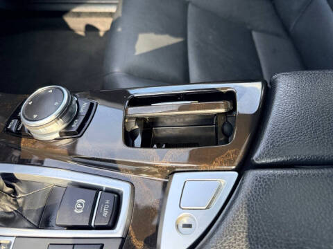 2016 BMW 5 Series 528i xDrive