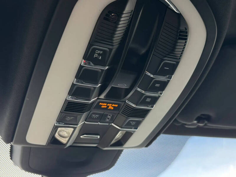 2014 Porsche Cayenne S