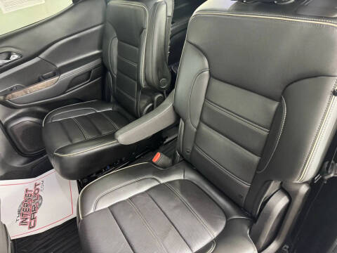 2022 GMC Acadia Denali