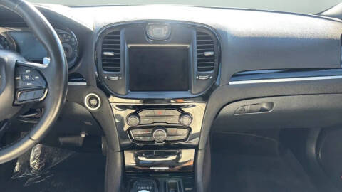 2017 Chrysler 300 S