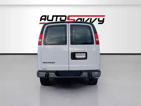 2024 GMC Savana 2500