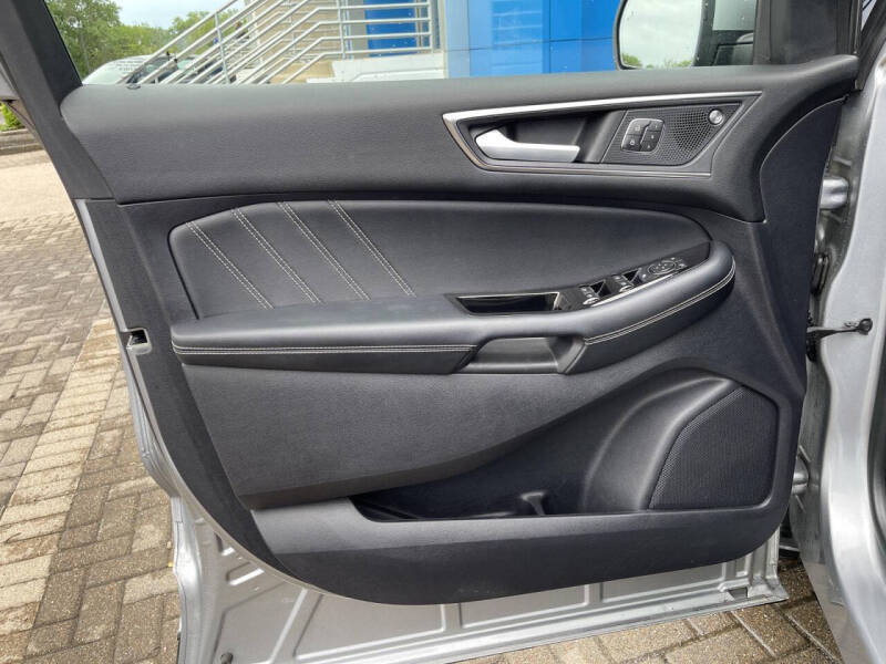 2020 Ford Edge ST