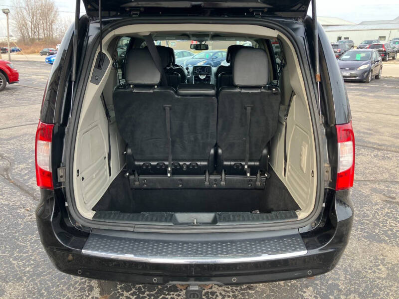 2013 Chrysler Town and Country Limited