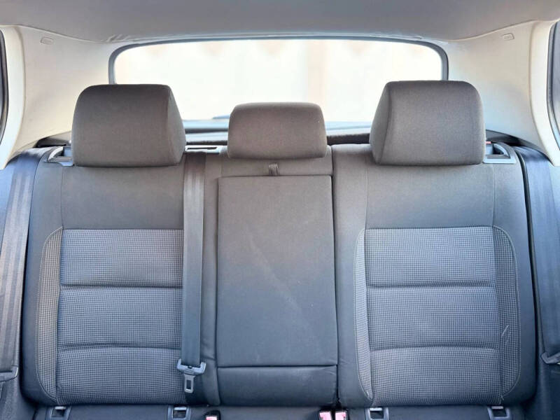 2011 Volkswagen Golf 2.5L