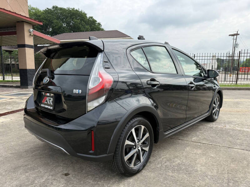 2018 Toyota Prius c Four