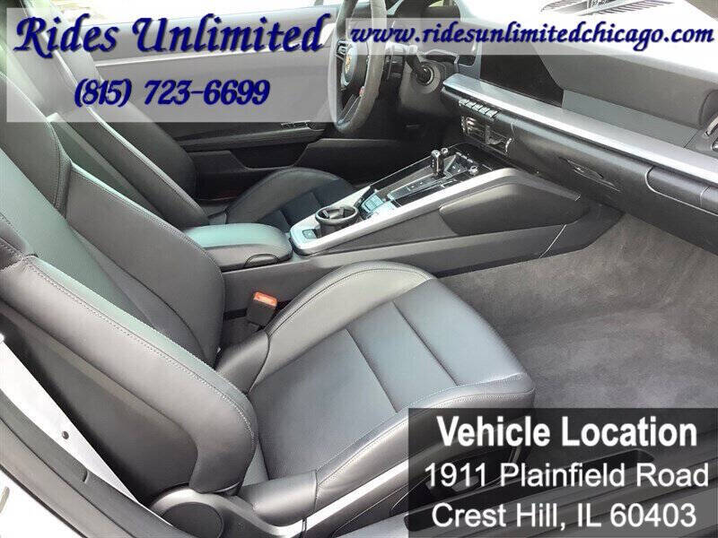 2025 Porsche 911 Carrera