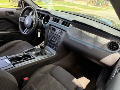 2012 Ford Mustang V6 Premium