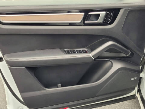 2021 Porsche Cayenne GTS
