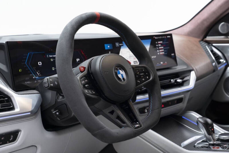 2023 BMW XM