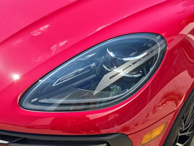 2026 Porsche Macan