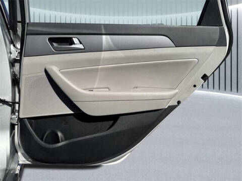 2016 Hyundai Sonata Hybrid SE