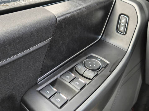 2024 Ford F-150 Lightning XLT