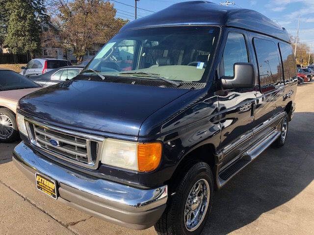 2006 Ford E-Series for sale at Extreme Auto Plaza in Des Moines, IA