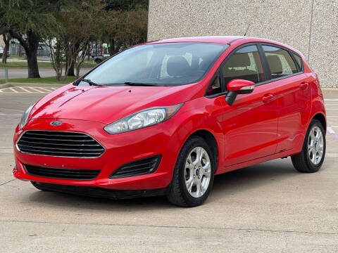 2015 Ford Fiesta for sale at Auto Starlight in Dallas TX
