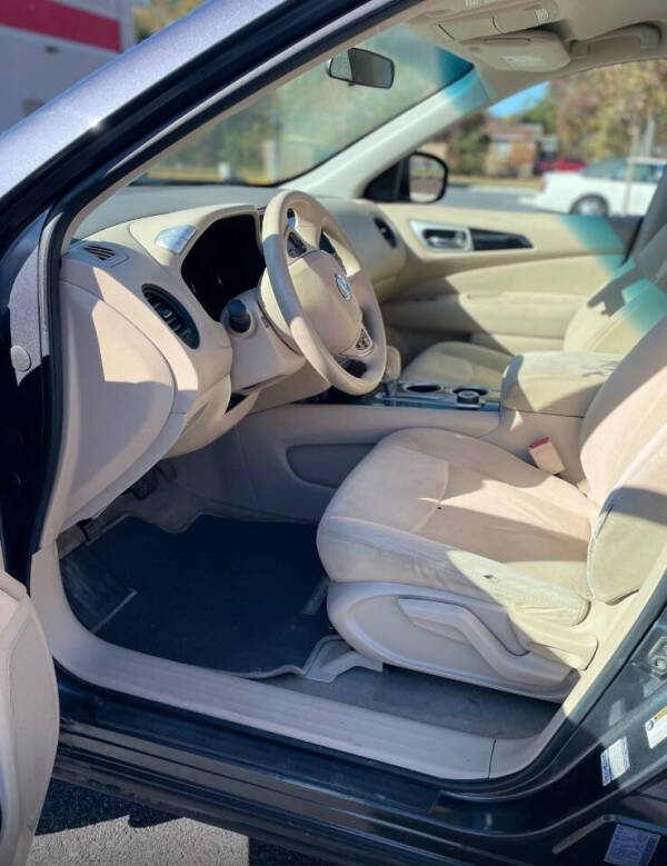 2014 Nissan Pathfinder SV