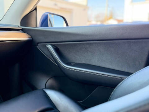 2022 Tesla Model Y Long Range