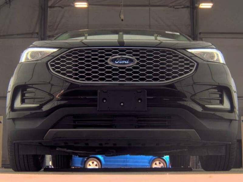 2023 Ford Edge