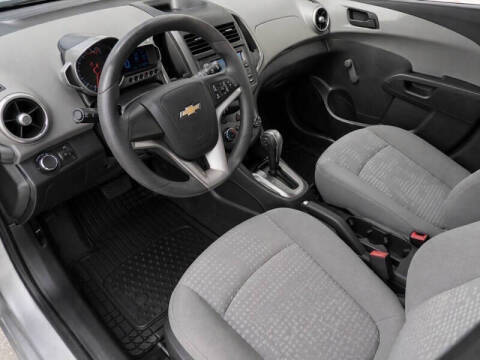 2016 Chevrolet Sonic LS Auto