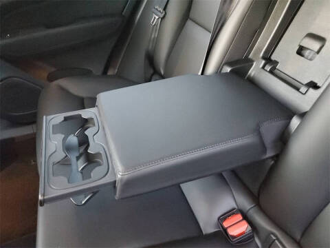 2025 Volvo XC60 B5 Plus Dark Theme