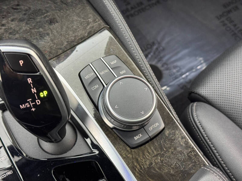 2021 BMW 5 Series 540i