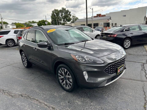 2020 Ford Escape Titanium
