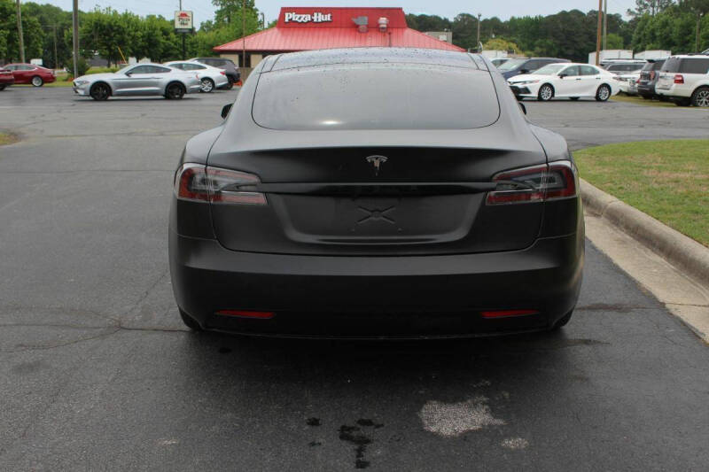 2016 Tesla Model S 70D