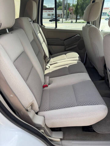 2006 Ford Explorer XLS