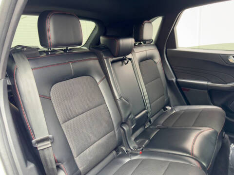 2024 Ford Escape Hybrid ST-Line Select