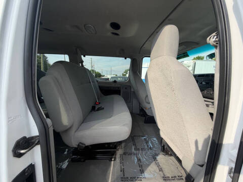 2010 Ford E-Series E-350 SD XL