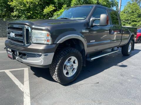 2006 Ford F-350 Super Duty for sale at LULAY'S CAR CONNECTION in Salem OR