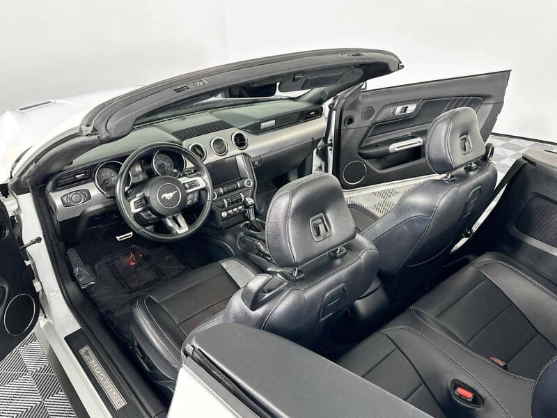 2023 Ford Mustang EcoBoost Premium
