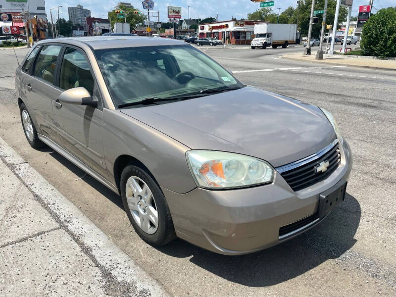 2007 Chevrolet Malibu Maxx for sale at Dennis Public Garage in Newark NJ