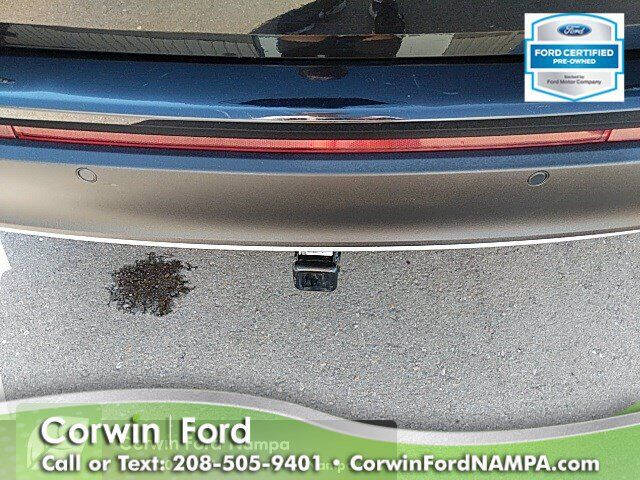 2018 Ford Edge Titanium