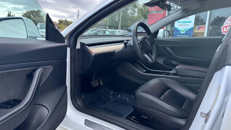 2020 Tesla Model 3 Long Range