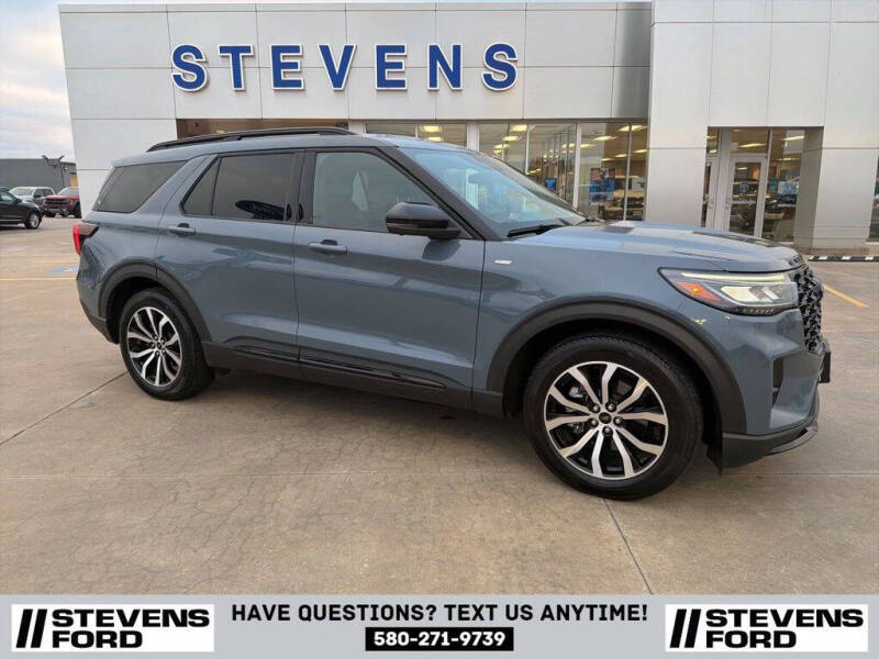 2025 Ford Explorer ST-Line