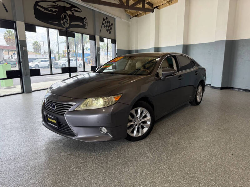 2014 Lexus ES 300h