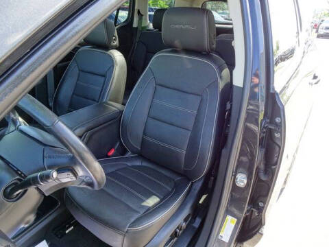 2020 GMC Acadia Denali